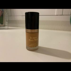 Too Faced Born This Way Foundation